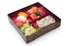 MB5 3 raviolis japonais , 6 california saumon avocat, 3 sushi saumon, 6 sashimi saumon